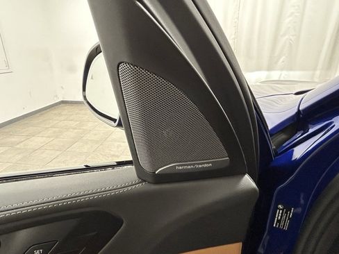 Used 2025 BMW X5 M60i w/ Parking Assistance Package image 26