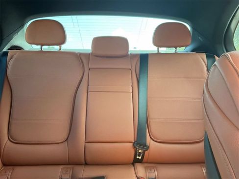 Used 2022 Mercedes-Benz C 300 Sedan image 11