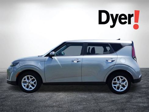 Certified 2024 Kia Soul LX w/ Option Group 015 FWD image 9