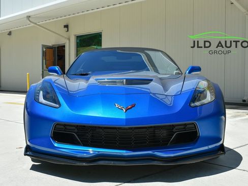 Used 2015 Chevrolet Corvette Z06 w/ 3LZ Preferred Equipment Group RWD image 4