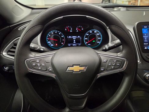 Used 2024 Chevrolet Malibu LS FWD image 16