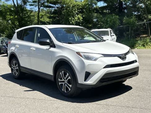 Used 2017 Toyota RAV4 LE w/ All Weather Liner Package AWD/4WD image 25