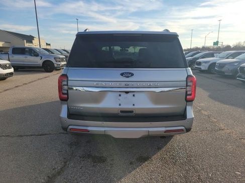 Used 2024 Ford Expedition Limited image 26