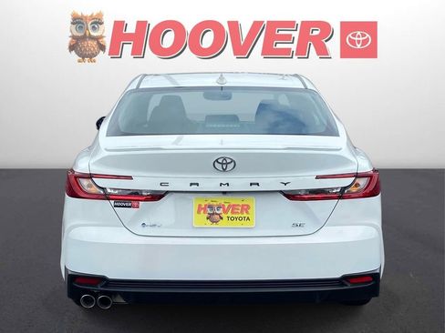 New 2026 Toyota Camry SE FWD image 3