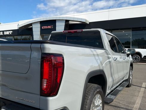 Used 2025 GMC Sierra 1500 Denali AWD/4WD image 3