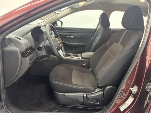 Used 2025 Nissan Sentra SV FWD image 22