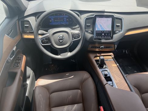 Certified 2023 Volvo XC90 B5 Plus w/ Protection Package Premier AWD/4WD image 13