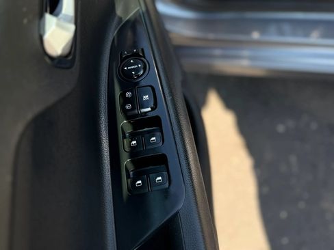 Used 2020 Kia Rio S FWD image 27