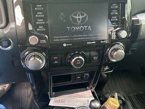 Used 2022 Toyota 4Runner TRD Off-Road Premium w/ Moonroof Package AWD/4WD image 17