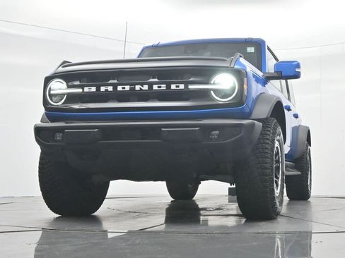 Used 2024 Ford Bronco Outer Banks w/ Sasquatch Package AWD/4WD image 35