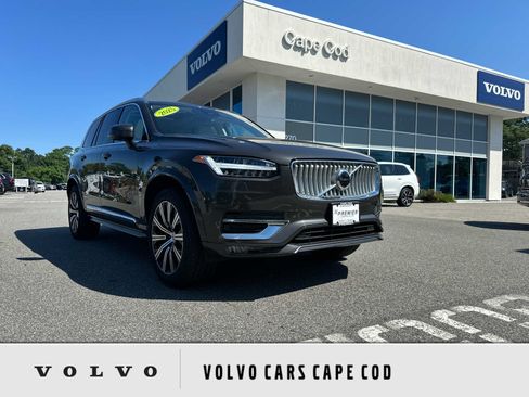 Used 2025 Volvo XC90 B5 Core w/ Climate Package AWD/4WD image 1