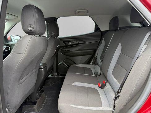 Used 2023 Chevrolet TrailBlazer LT w/ Convenience Package FWD image 13