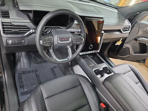 New 2026 GMC Acadia Elevation w/ Elevation Premium Package AWD/4WD image 18