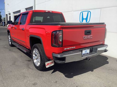 Used 2017 GMC Sierra 1500 SLT w/ SLT Premium Package AWD/4WD image 4