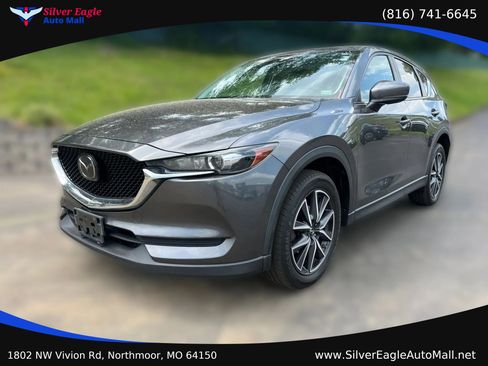 Used 2018 MAZDA CX-5 Touring w/ Preferred Equipment Package FWD image 1