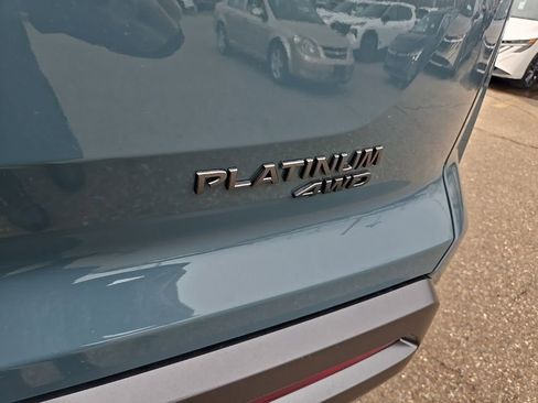 New 2026 Nissan Pathfinder Platinum AWD/4WD image 46