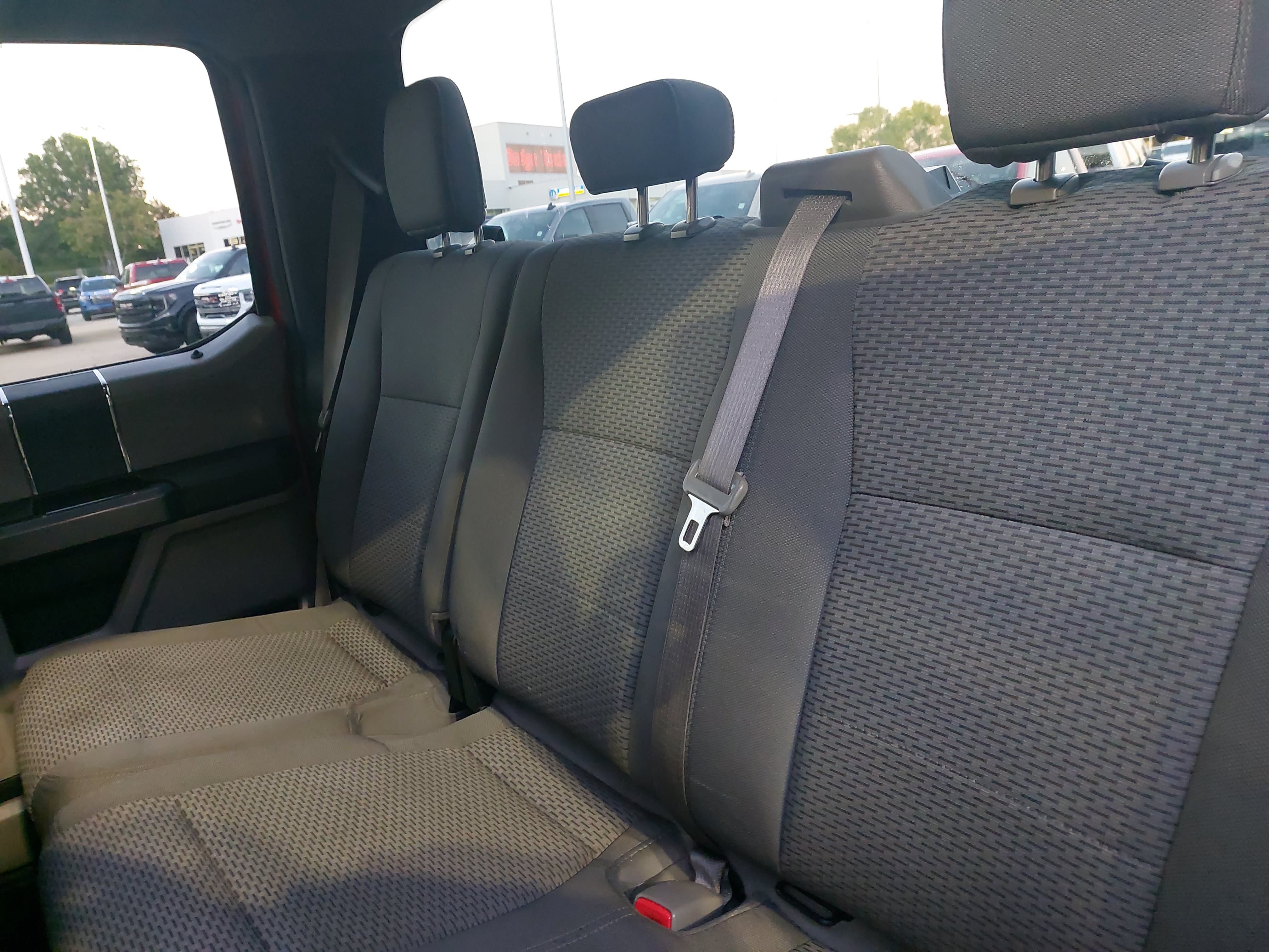 Used 2016 Ford F150 XLT AWD/4WD image 14
