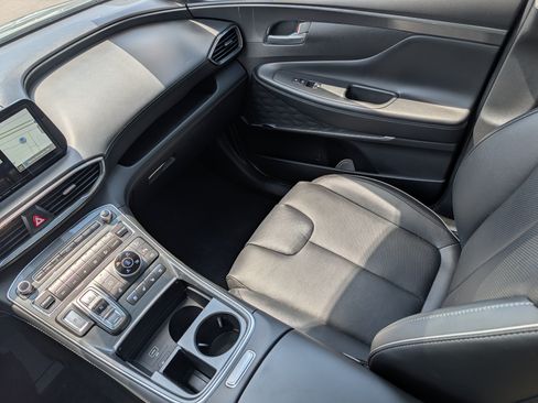 Certified 2023 Hyundai Santa Fe Limited AWD/4WD image 11
