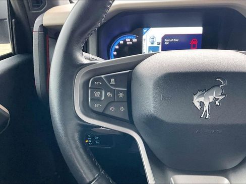 Used 2024 Ford Bronco Wildtrak AWD/4WD image 10