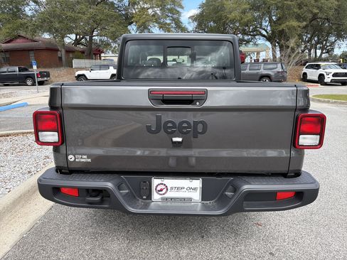 New 2026 RAM 1500 Big Horn image 5