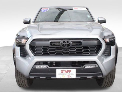 Certified 2024 Toyota Tacoma TRD Off-Road w/ TRD Off Road Premium Package AWD/4WD image 11