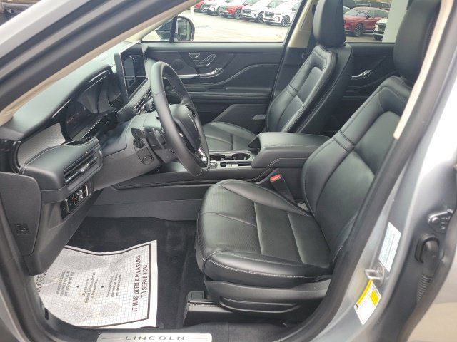 Certified 2023 Lincoln Corsair AWD w/ Equipment Group 101A image 6