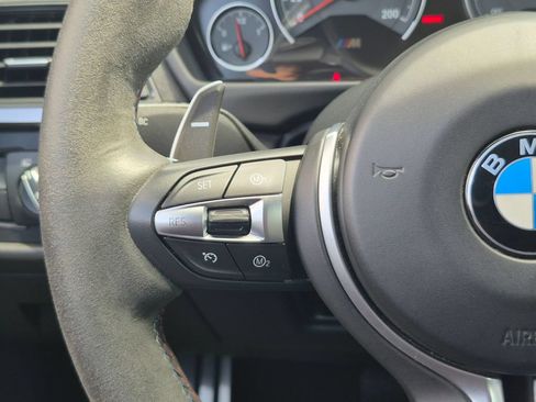 Used 2020 BMW M4 CS w/ Executive Package RWD image 28