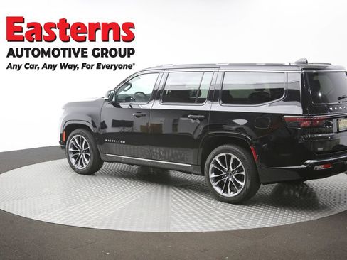 Used 2024 Jeep Wagoneer Series III w/ Premium Group I AWD/4WD image 70