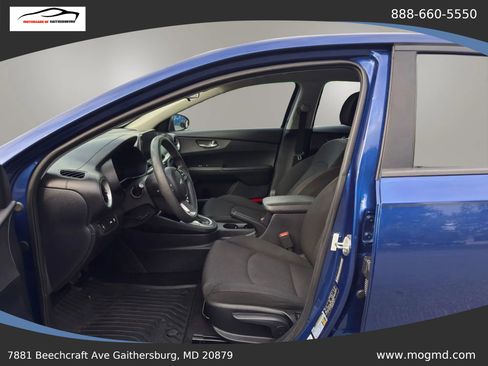 Used 2019 Kia Forte LXS FWD image 18
