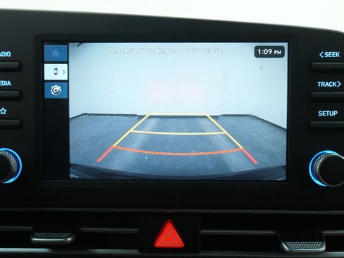 New 2026 Hyundai Elantra Hybrid FWD image 33
