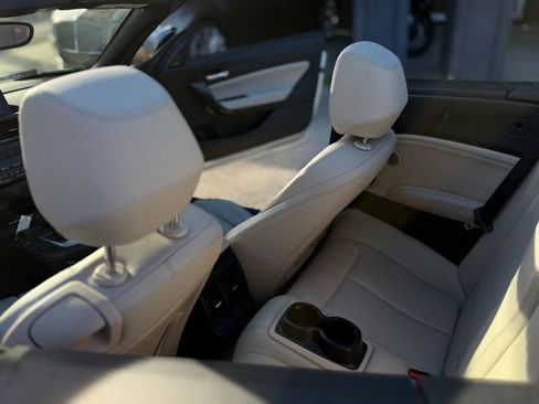 Used 2016 BMW M235i xDrive Convertible image 23