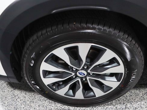 Used 2024 Subaru Outback Limited image 11