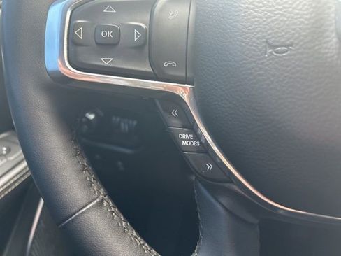 Used 2025 RAM 1500 Laramie AWD/4WD image 23