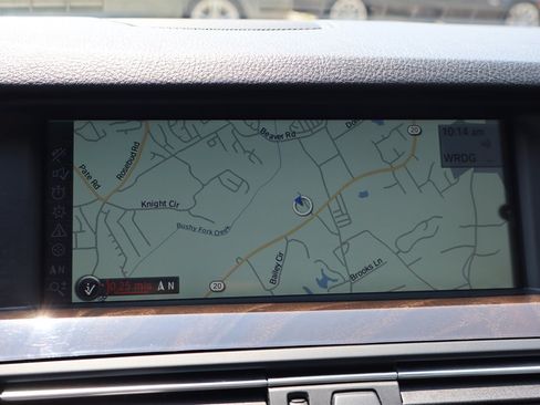 Used 2011 BMW 550i Sedan RWD image 23