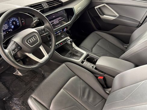 Used 2023 Audi Q3 2.0T Premium w/ Convenience Package AWD/4WD image 9