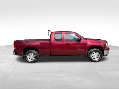 Used 2013 GMC Sierra 1500 SLT w/ SLT Convenience Package AWD/4WD image 2
