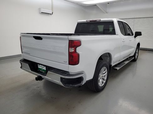 Used 2020 Chevrolet Silverado 1500 LT w/ LT Value Package RWD image 9