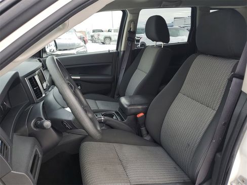 Used 2009 Jeep Grand Cherokee Laredo w/ Trailer Tow Group image 17