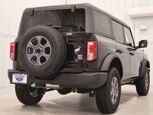 New 2026 Ford Bronco Big Bend image 9