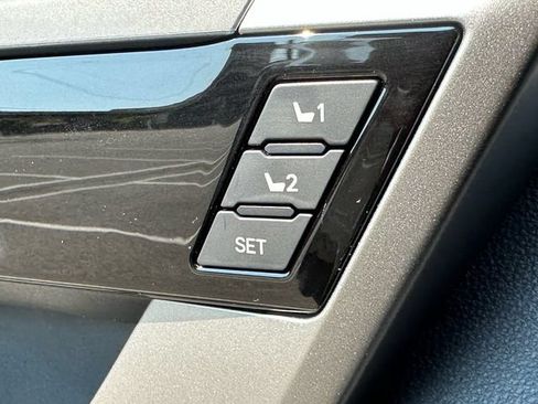 New 2026 Toyota Tundra Limited AWD/4WD image 19