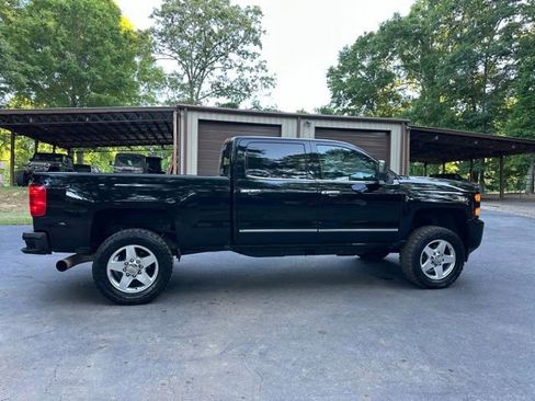 Used 2016 Chevrolet Silverado 2500 LTZ w/ Duramax Plus Package AWD/4WD image 6