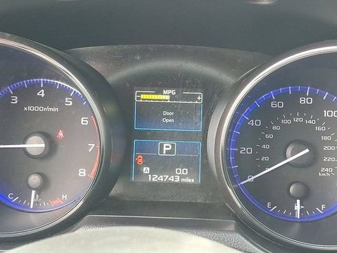 Used 2016 Subaru Outback 2.5i Premium AWD/4WD image 20