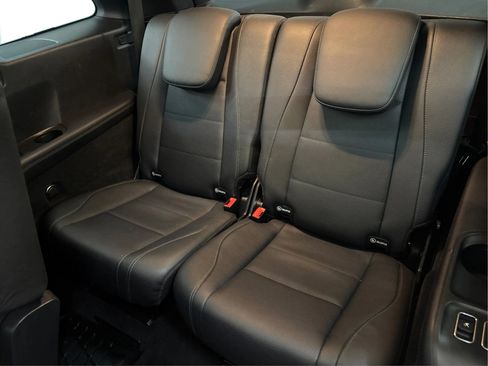 Used 2022 Mercedes-Benz GLS 450 4MATIC image 42