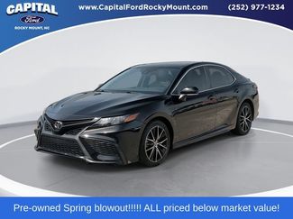Used 2022 Toyota Camry SE w/ Convenience Package FWD video 1
