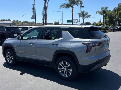 Used 2025 Chevrolet Equinox LT image 8