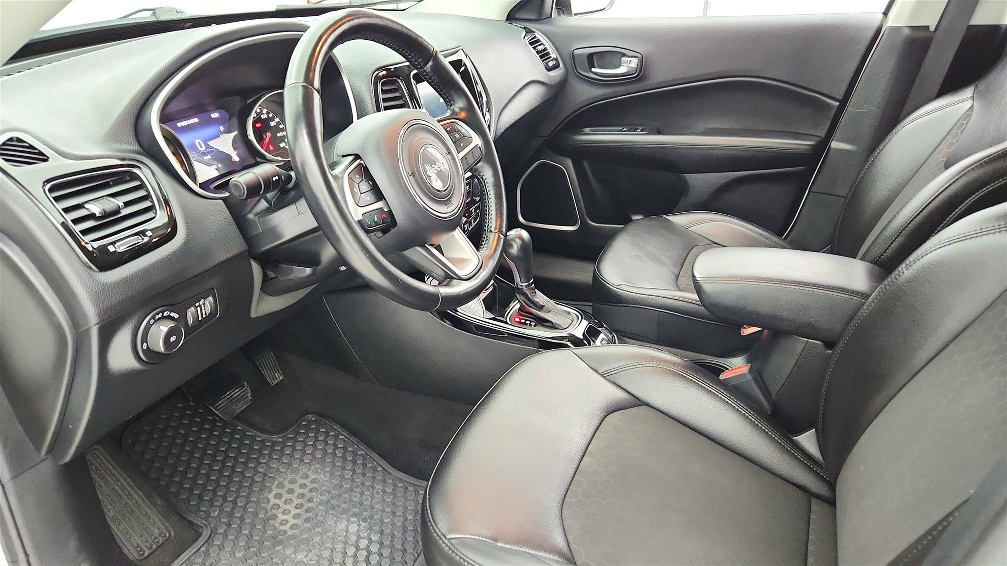 Used 2021 Jeep Compass Latitude AWD/4WD image 25