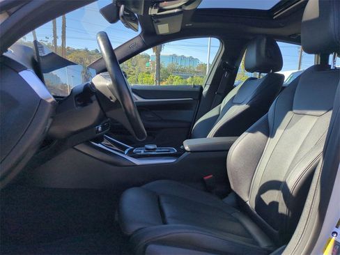 Used 2024 BMW i4 eDrive40 image 19