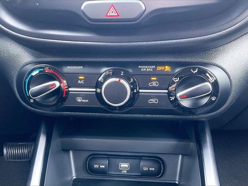 Certified 2022 Kia Soul LX w/ Technology Package image 31