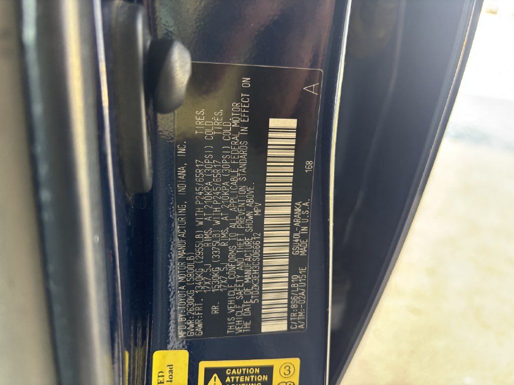 Used 2012 Toyota Highlander SE w/ Tow Pkg FWD image 27