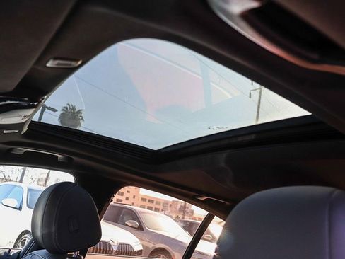 Certified 2023 BMW 530i w/ Convenience Package image 29